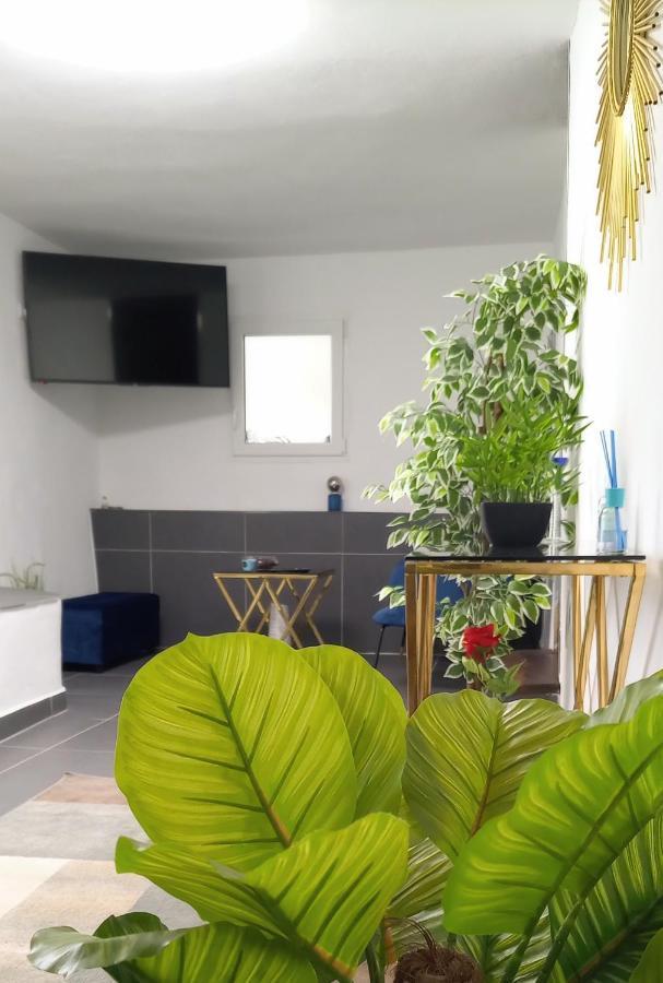 Casa Incrivel Refugio Lieva ,Piscina , Jacuzzi Exterior E Zona Kids Apartment Nelas Exterior photo